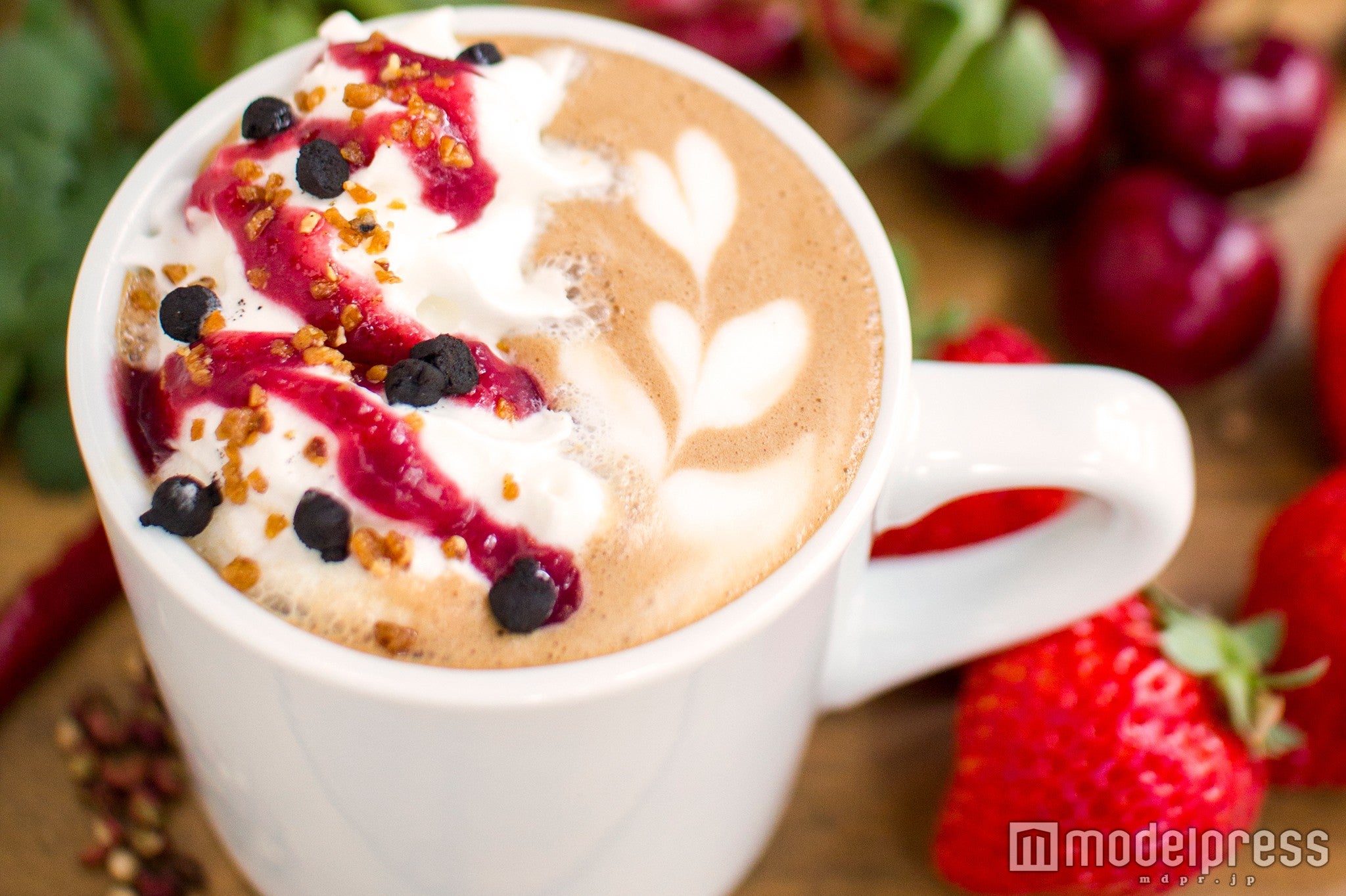 「公園通りのバレンタインモカ」480円（税抜）／画像提供：猿田彦珈琲