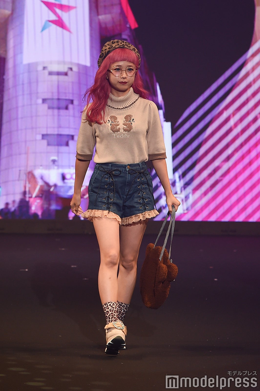 （C）モデルプレス