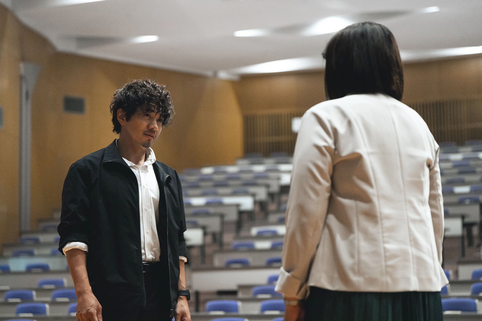 和田正人、松下由樹「一次元の挿し木」第8話（C）松下龍之介／宝島社／ytv