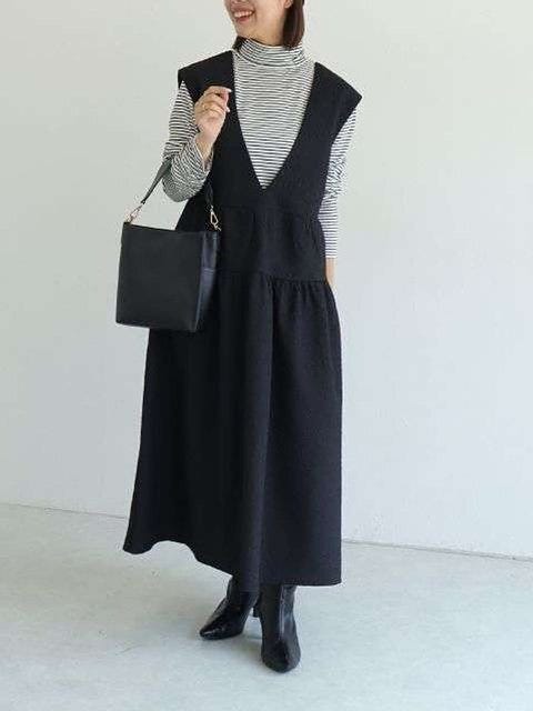黒ジャンパースカートコーデ3