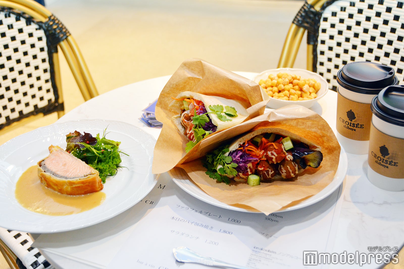 bar a vin CROISEE（C）モデルプレス