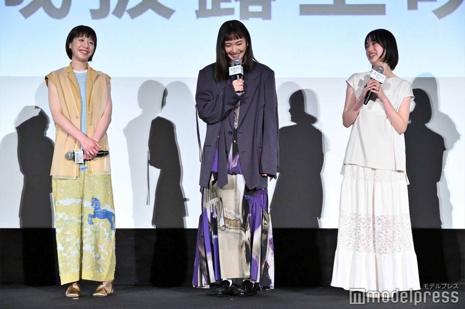 夏帆、新垣結衣、早瀬憩（C）モデルプレス