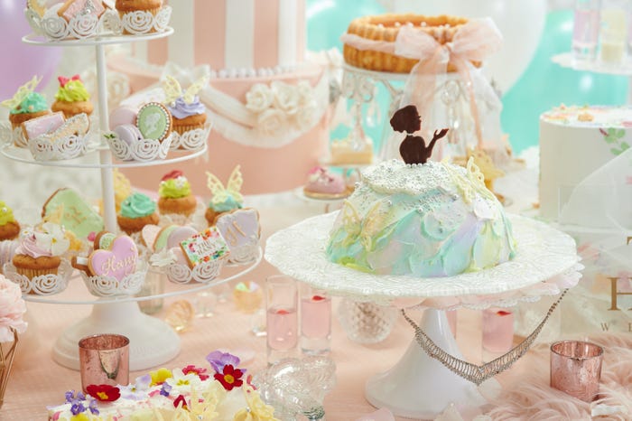 横浜「THE HANY コレクションスイーツタイム」ウエディングドレス着想のスイーツが食べ放題