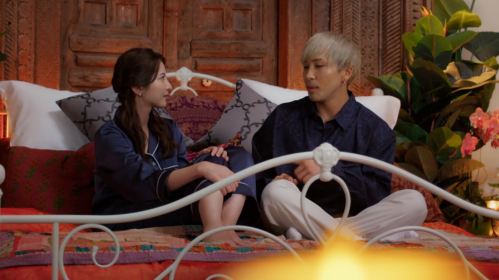 尾崎美紀、山邊玲音「バチェロレッテ・ジャパン」シーズン2エピソード4（C） 2022 Warner Bros. International Television Production Limited