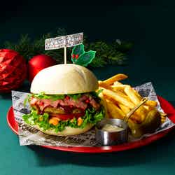 バックロットクリスマスハンバーガー2,200円(税込み)/提供画像