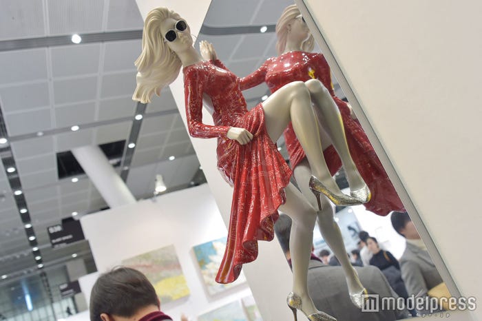 (C)モデルプレス