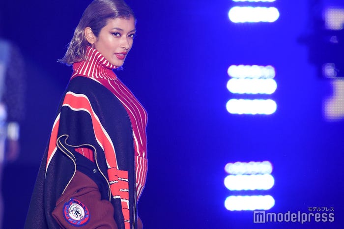 ローラ(C)モデルプレス