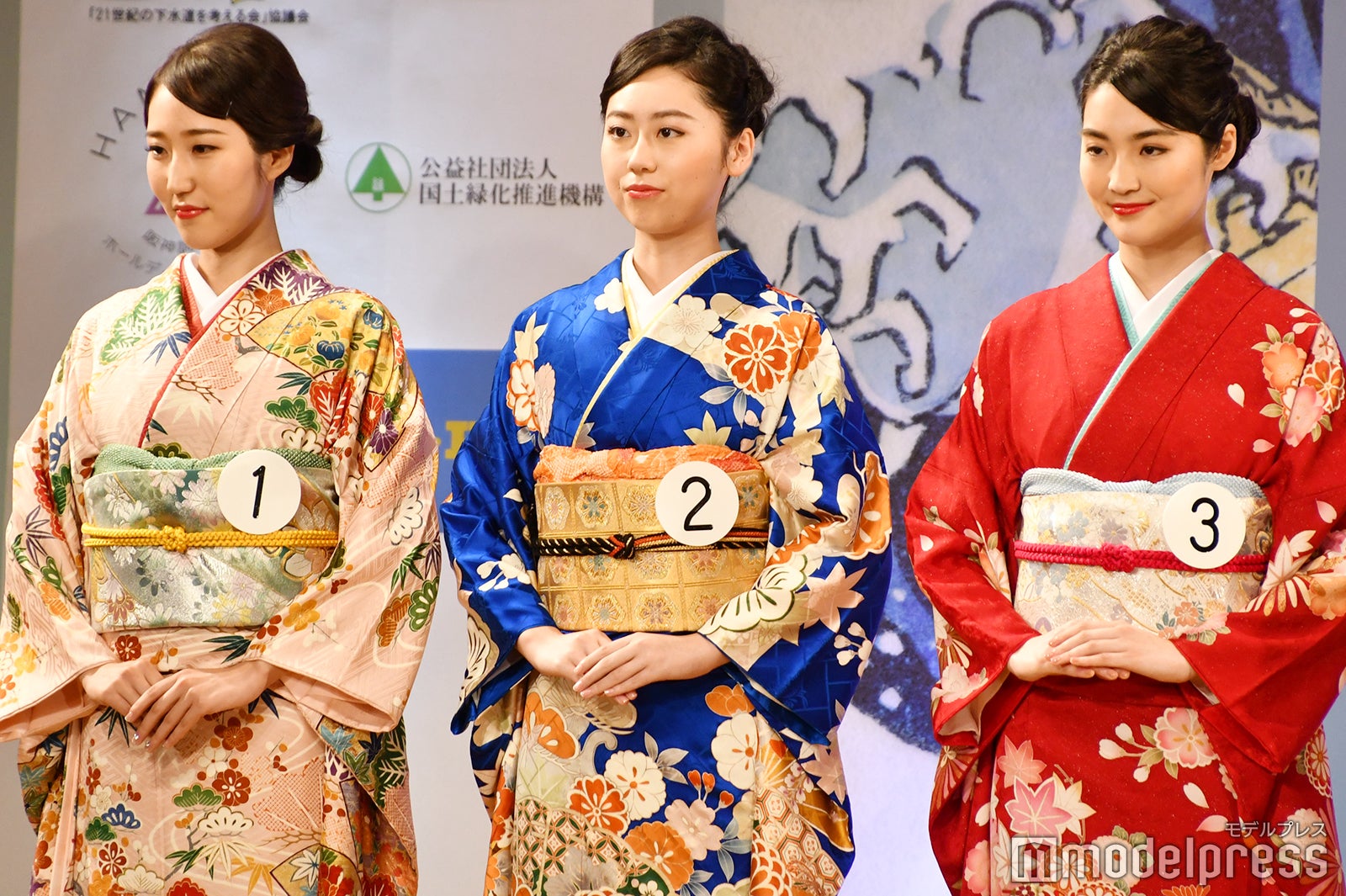 着物審査 （C）モデルプレス