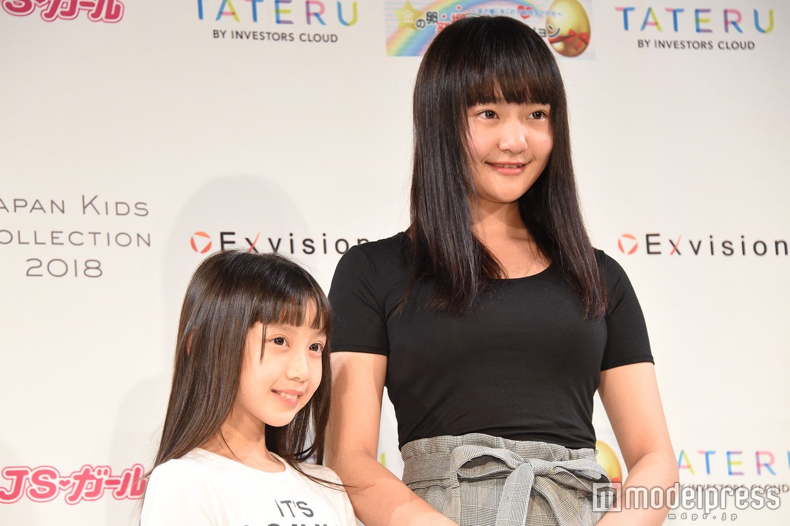 安藤百華さん、田中愛夢里さん （C）モデルプレス