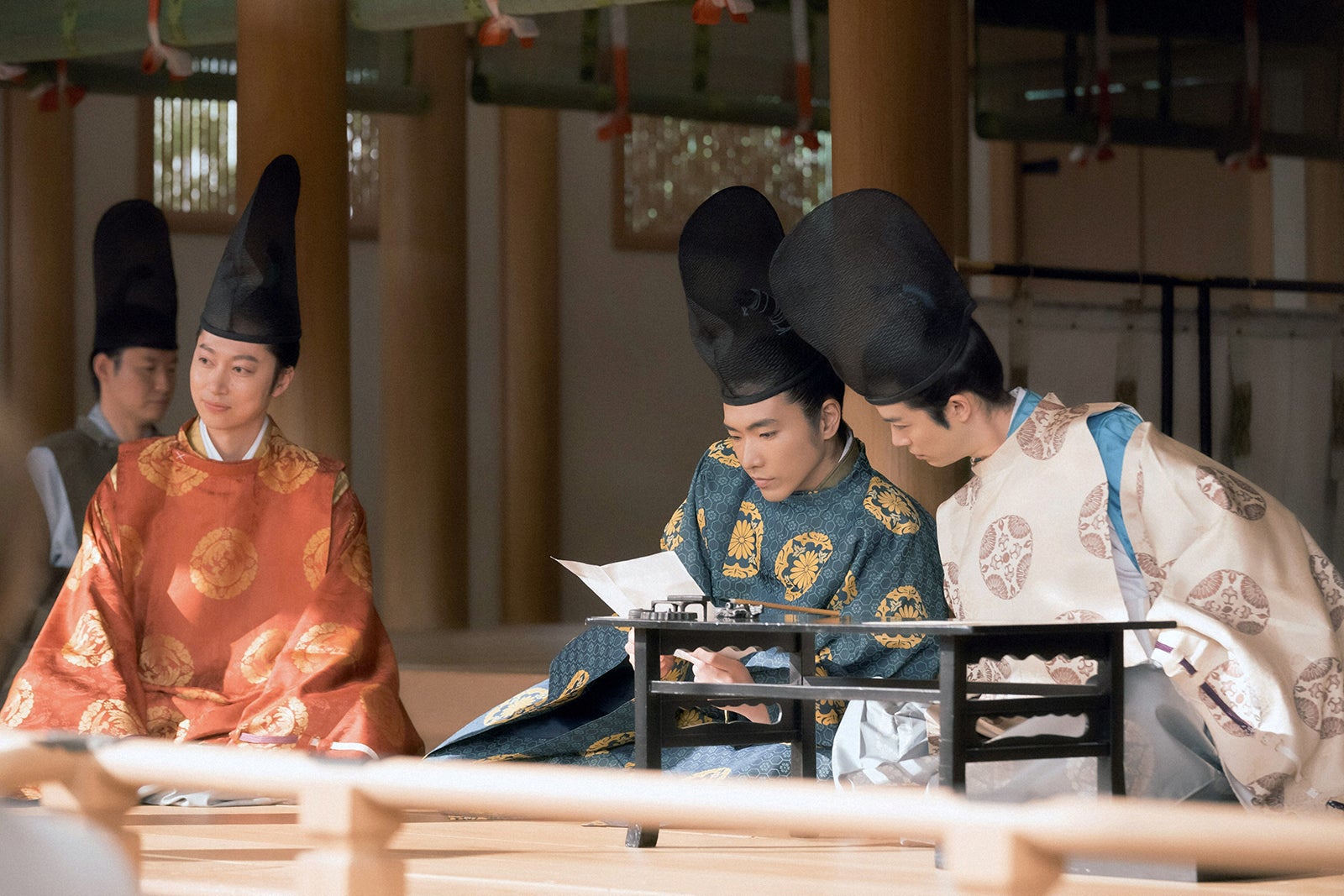 金田哲、柄本佑、渡辺大知「光る君へ」第27話（C）NHK