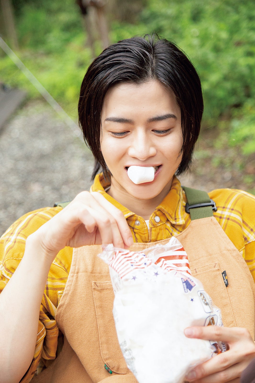 飯島寛騎セカンド写真集「六彩」（C）主婦と生活社