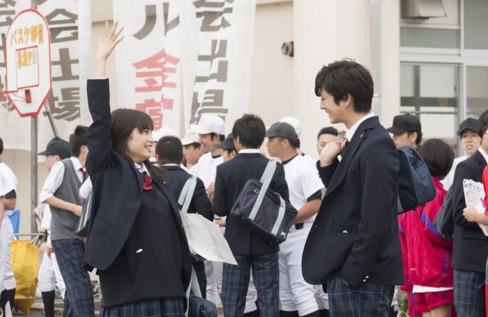 「ちはやふる」から続けての共演/映画「チア☆ダン~女子高生がチアダンスで全米制覇しちゃったホントの話~」場面カット(C)2017映画「チア☆ダン」製作委員会