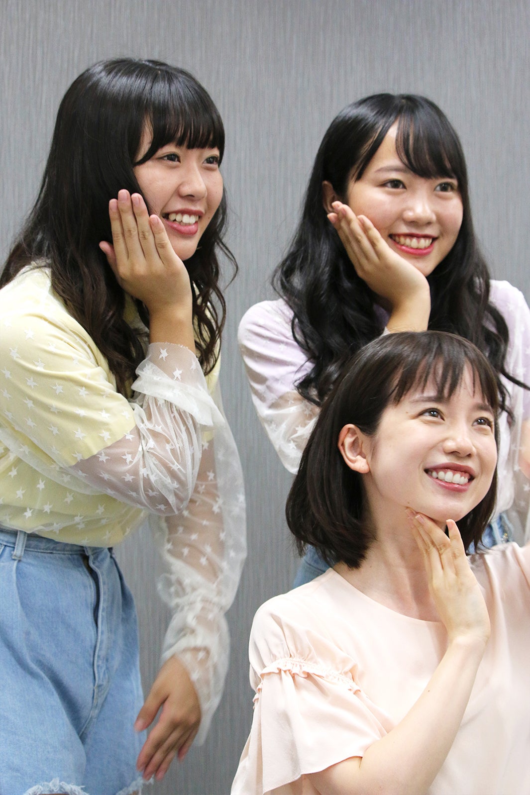 「むくえな」のもとに弟子入りした弘中綾香（C）テレビ朝日