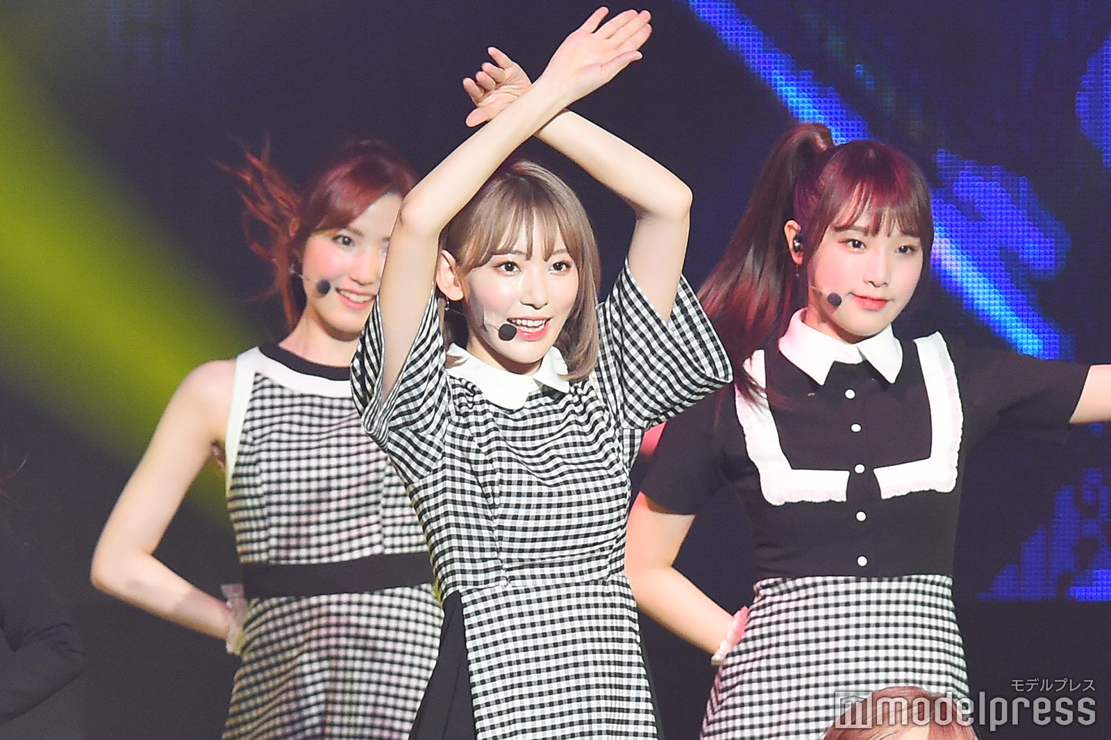 IZ*ONE （C）モデルプレス