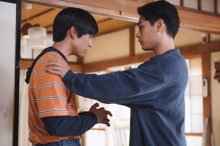 坂東龍汰、柳楽優弥「ライオンの隠れ家」第7話(C)TBS