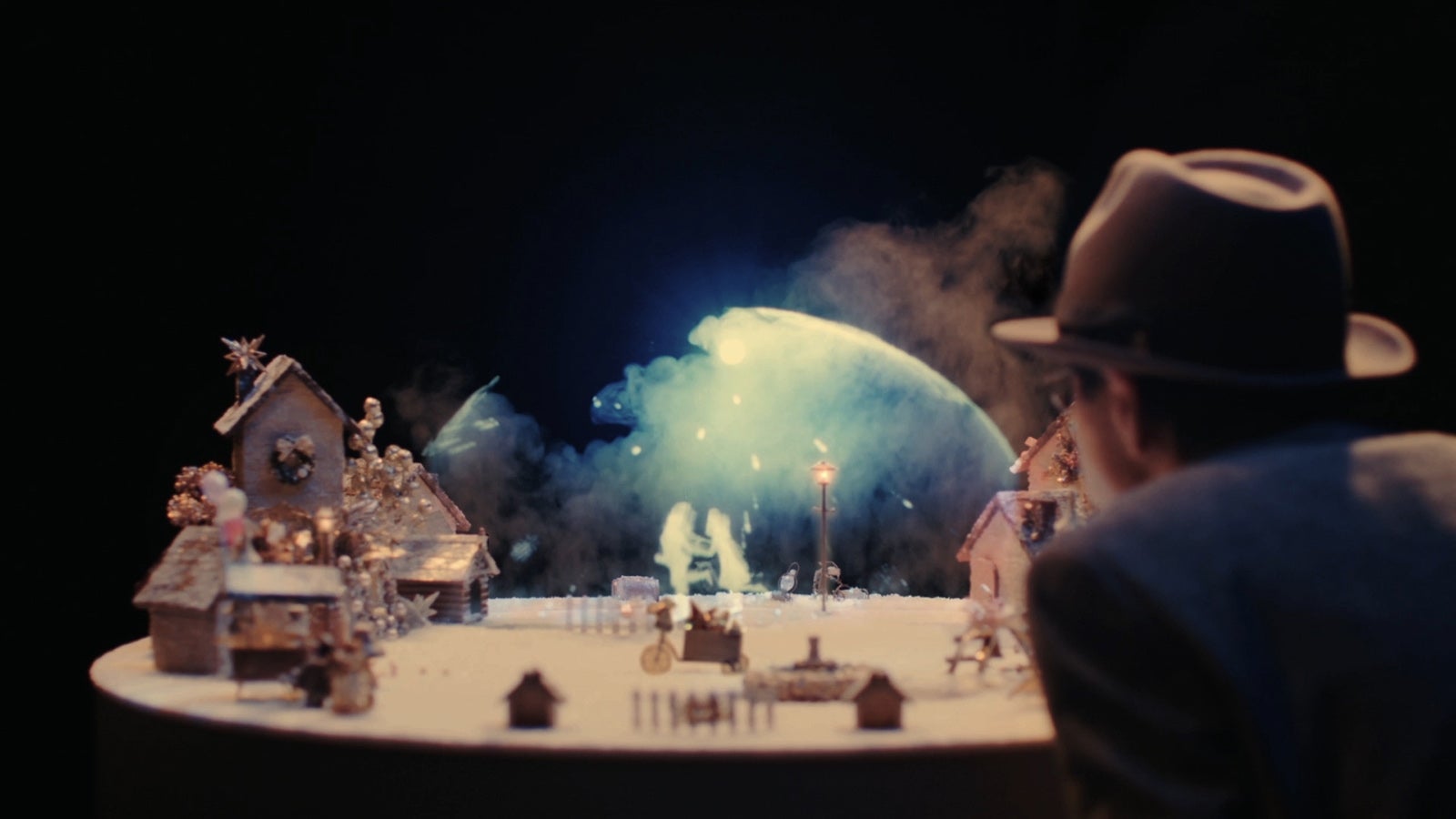 堂珍嘉邦、“ブレスアート”で魅せる幻想的な世界観を表現