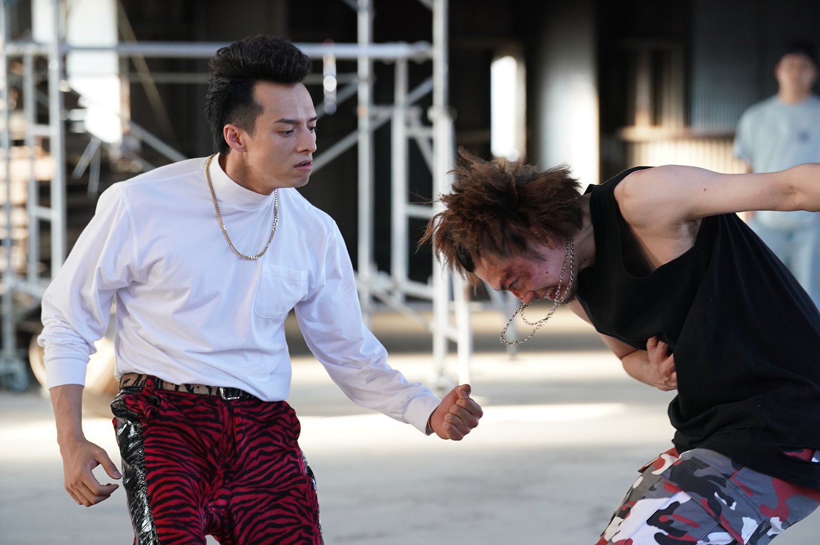 （左）満島真之介／「ナンバMG5」最終話より（C）フジテレビ