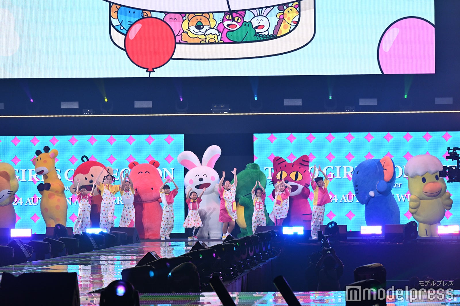 （C）モデルプレス