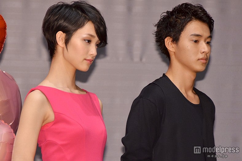 剛力彩芽、山崎賢人