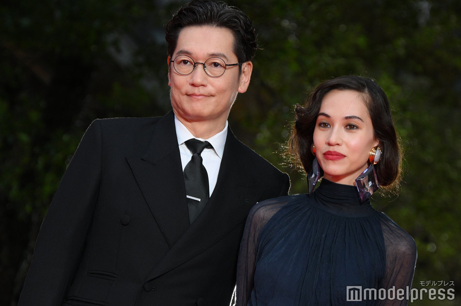 井浦新、水原希子（C）モデルプレス