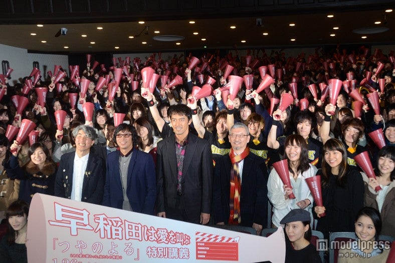 映画「つやのよる　ある愛に関わった、女たちの物語」の特別上映イベントの模様。