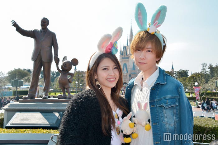 モデル:辻川可奈子、浜田健斗(C)モデルプレス