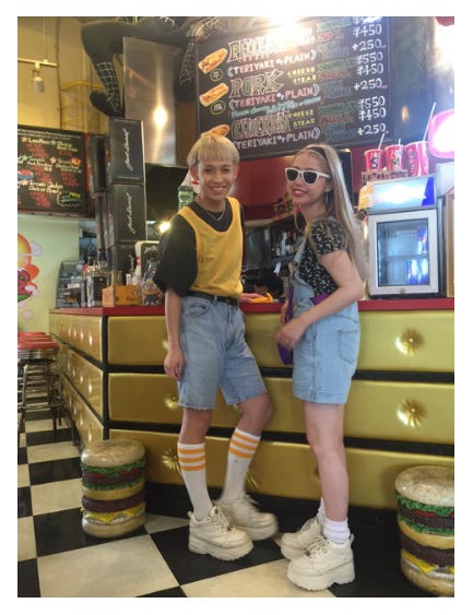 ぺこ・りゅうちぇる夫妻/ぺこオフィシャルブログより(Ameba)