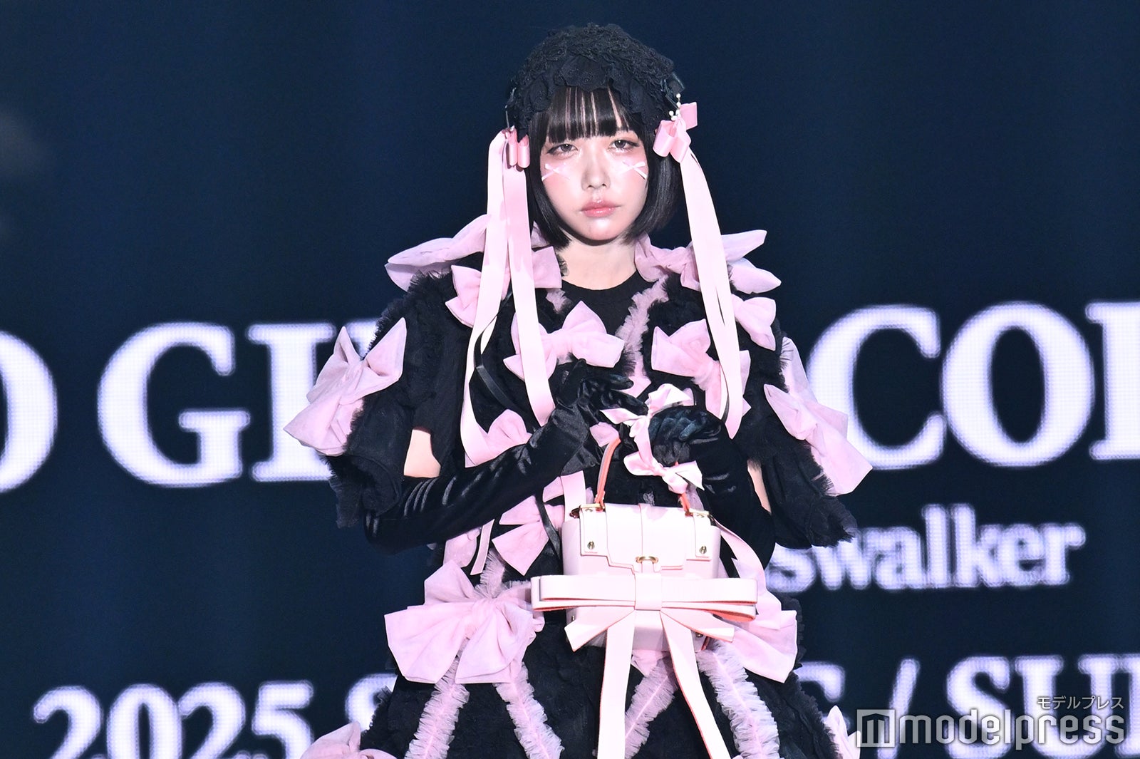 （C）モデルプレス