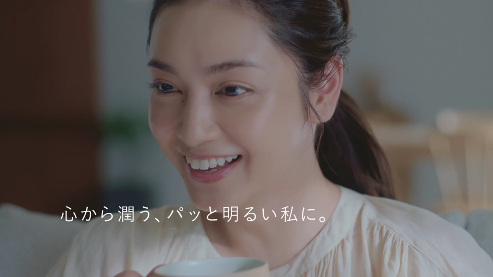 平愛梨／新TVCM『親子との日常篇』より（提供写真）