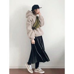 着まわしやすくて楽ちんなのが◎! 今買って長く使いたいのは「ロングプリーツスカート」です♪