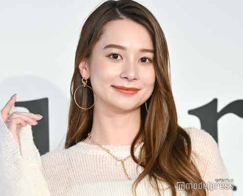 Niki、タンクトップ姿で大胆肌見せ「美肌」「かっこいい」の声