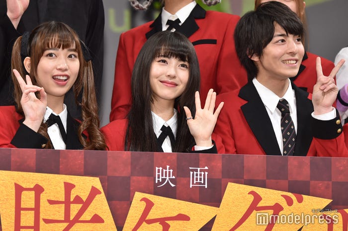 森川葵、浜辺美波、高杉真宙 (C)モデルプレス