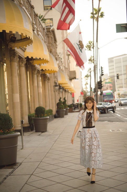 白石麻衣2ndソロ写真集『パスポート』（2月7日発売）／画像提供：講談社