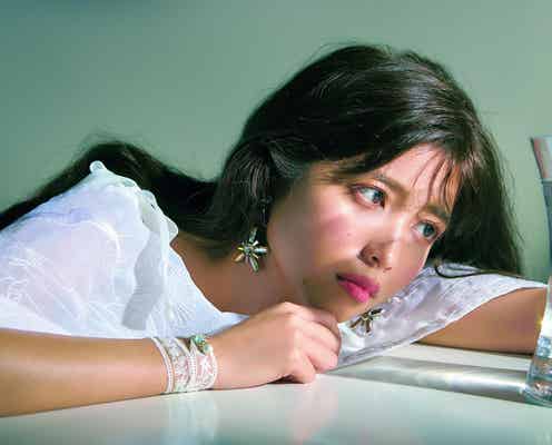 美女YouTuberゆん、“カラコンなしメイク”雑誌初披露