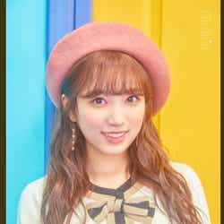 モデルプレス - IZ*ONE矢吹奈子、茶髪の最新ビジュアルに反響「一気に大人っぽくなった」