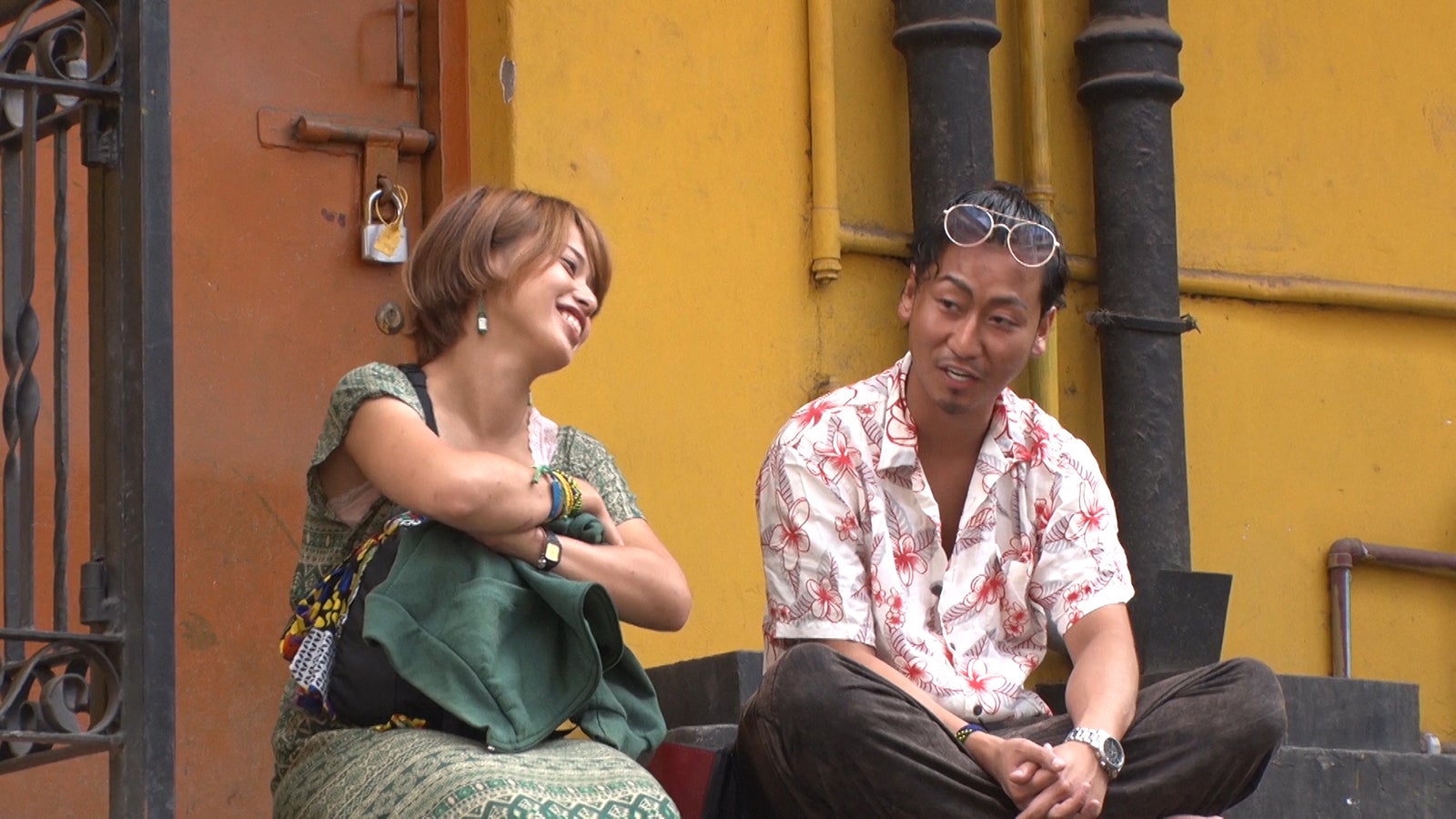 ハスキー、ジェノべ「あいのり：African Journey」第17話より（C）フジテレビ