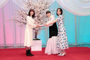 「ブラッサム」石橋静河が「風、薫る」見上愛、上坂樹里から「駆け抜けたパワーを受け取った」朝ドラ恒例バトンタッチ