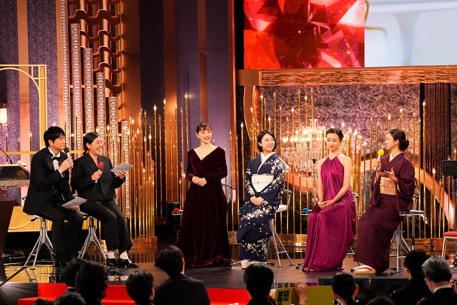 上白石萌音、SixTONES松村北斗に感謝「この方は血流まで役に染まるんだなと」【第48回日本アカデミー賞】