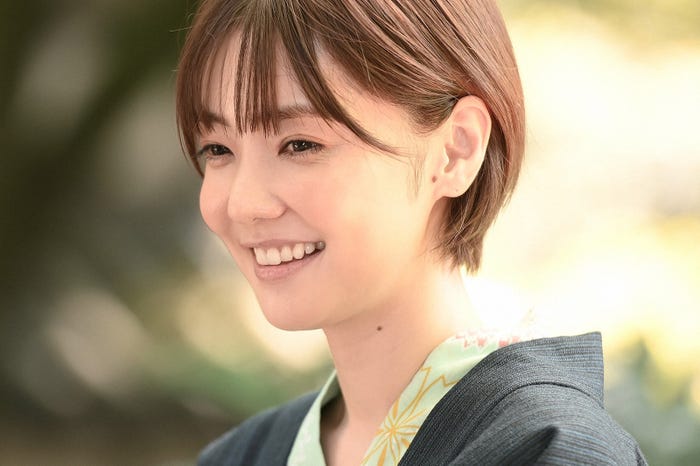 倉科カナ/「婚姻届に判を捺しただけですが」第4話より(C)TBS