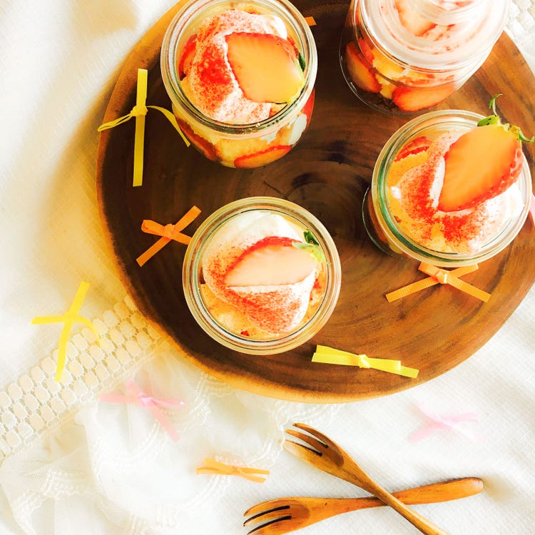 メイソンジャーでカフェ風に 見た目も可愛い おしゃピクケーキ 柏原歩のトレンドレシピ モデルプレス メイソンジャーでカフェ風に 見た目も可愛い おしゃピクケーキ 柏原歩のトレンドレシピ モデルプレス