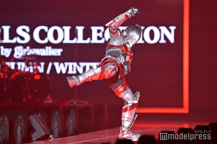 ULTRAMAN(C)モデルプレス
