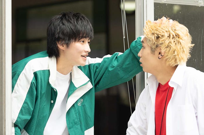 岐洲匠、八村倫太郎「佐原先生と土岐くん」第2話より(C)「佐原先生と土岐くん」製作委員会・MBS