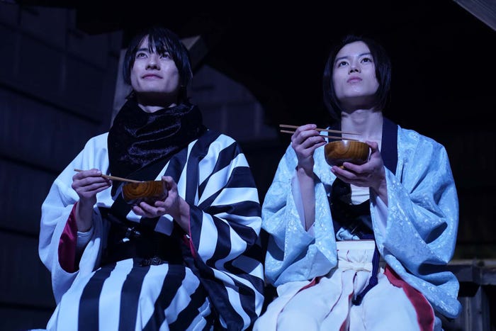 前田拳太郎、奥智哉「君とゆきて咲く~新選組青春録~」第2話より(C)テレビ朝日