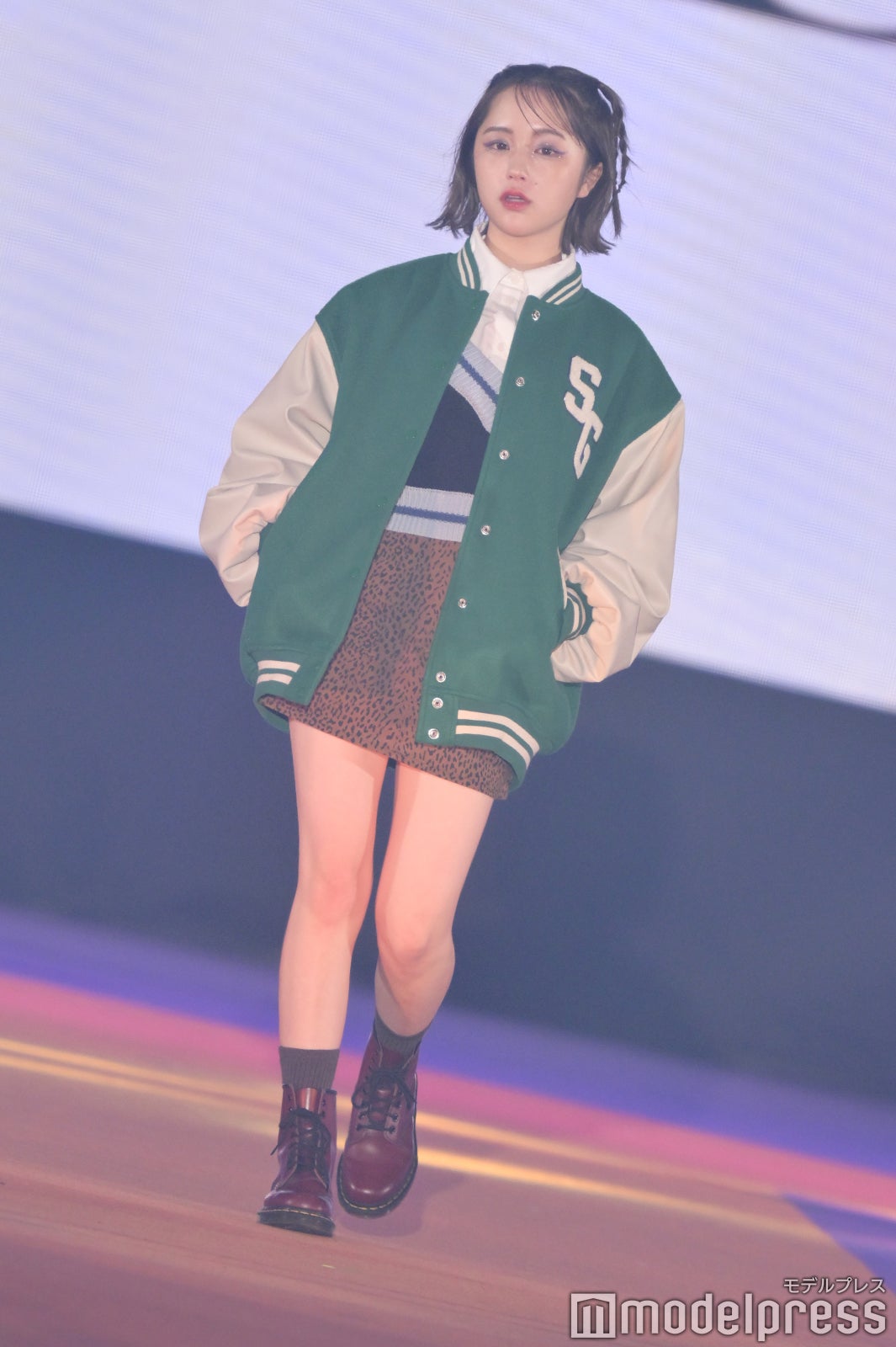 （C）モデルプレス