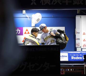 阪神・石井 1-0八回にまさか逆転2ラン被弾 8登板で3被弾 藤川監督は「攻撃のところが少しね」 巨人敗れ優勝M5