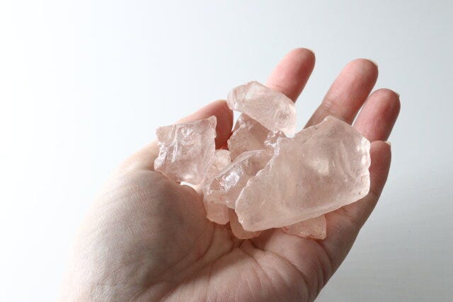 インテリアガラスストーン（ピンク、ラージ、約150g）