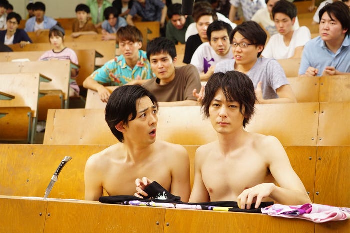 映画「ぐらんぶる」(C)井上堅二・吉岡公威/講談社 (C)2020映画「ぐらんぶる」製作委員会