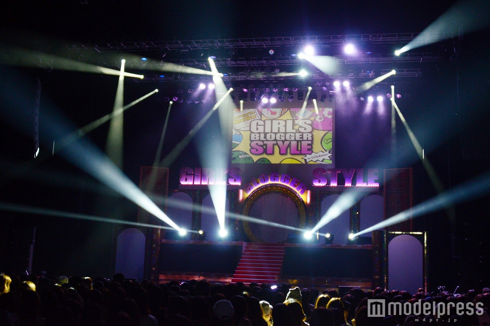 「ガールズブロガースタイル2016 S/S」の様子（C）モデルプレス