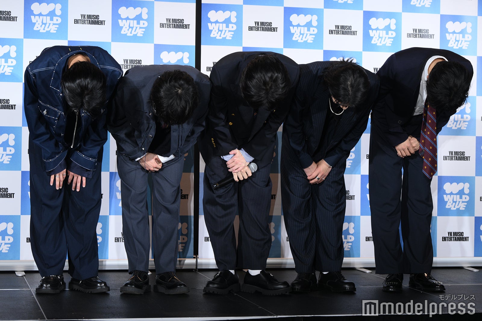 WILD BLUE（左から）鈴陽向、池田優斗、山下幸輝、宮武颯、鈴川直弥（C）モデルプレス