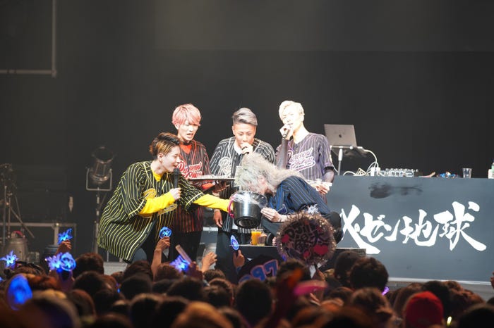 レペゼン地球/ライブの様子(C)レペゼン地球